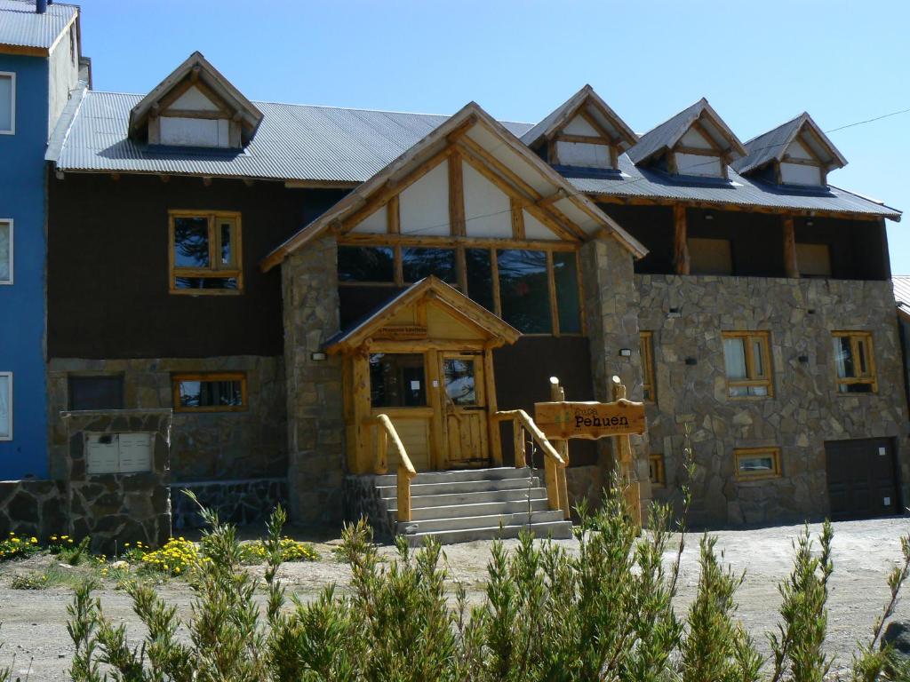 Frente del lodge